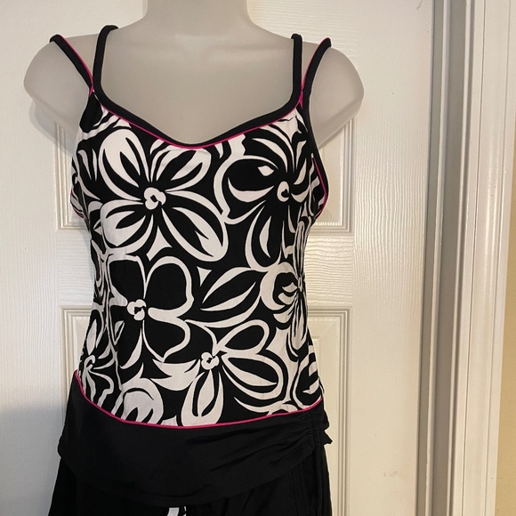Jamaica Bay Other - Jamaica Bay Black White Aqua Tankini Swim Top Size 10